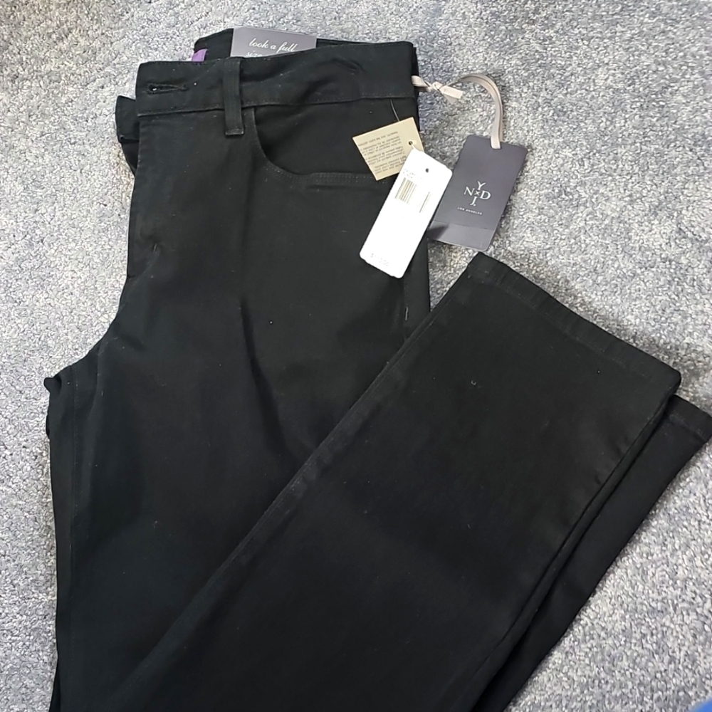 NWT NYDJ 6P BLACK